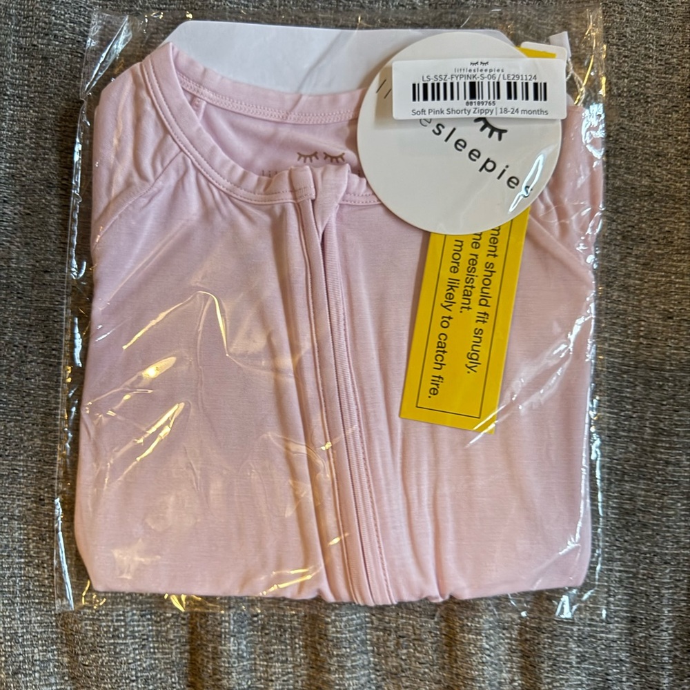 Soft pink shorty